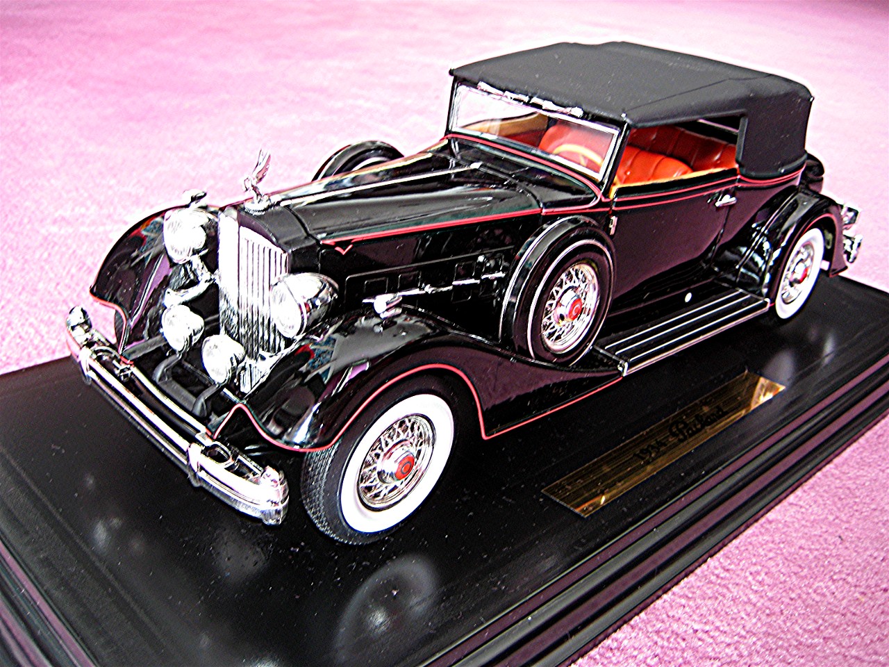 1:18 Packard Cabrio schwarz 1934